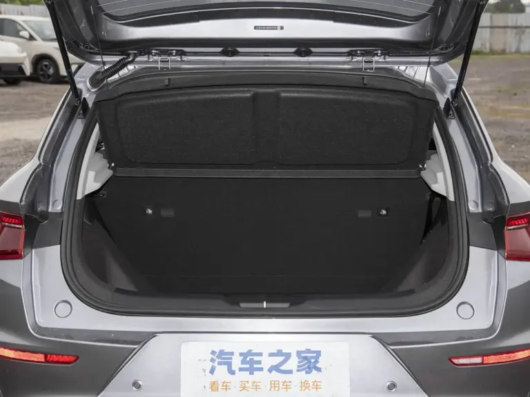 BYD E2 Interior