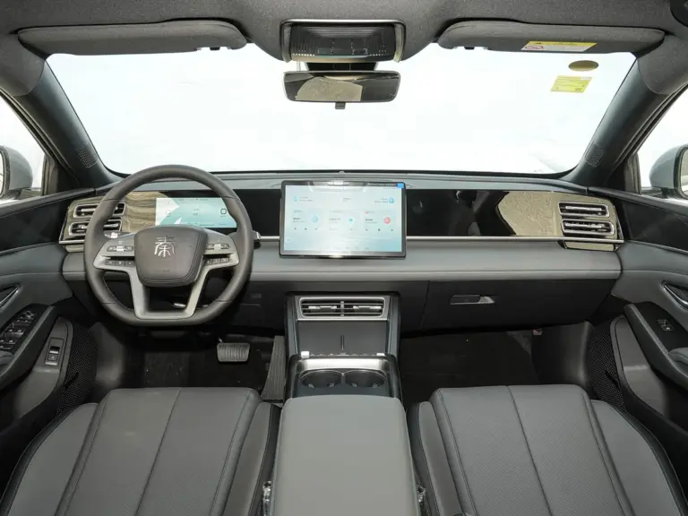 BYD Qin L Interior