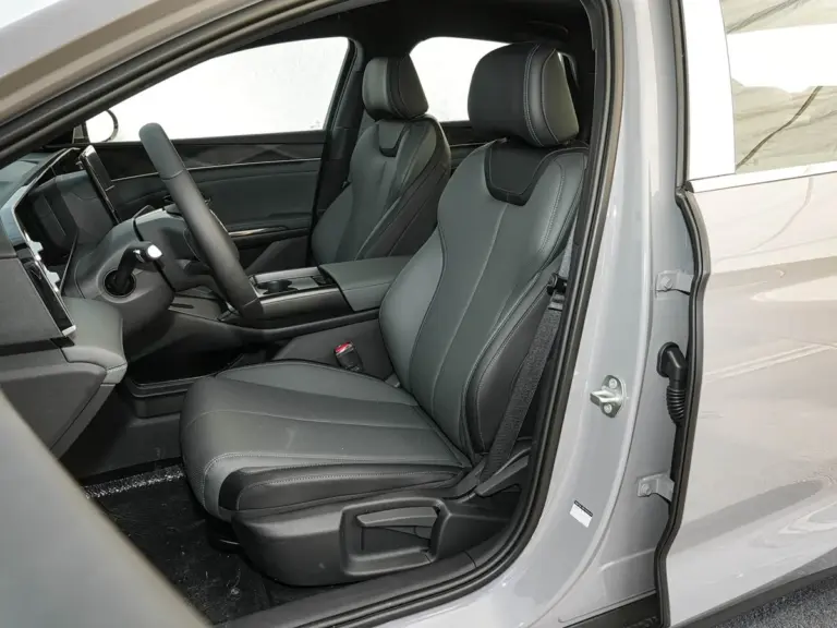 BYD Qin L Interior