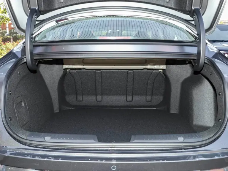 Changan Qiyuan A05 Interior