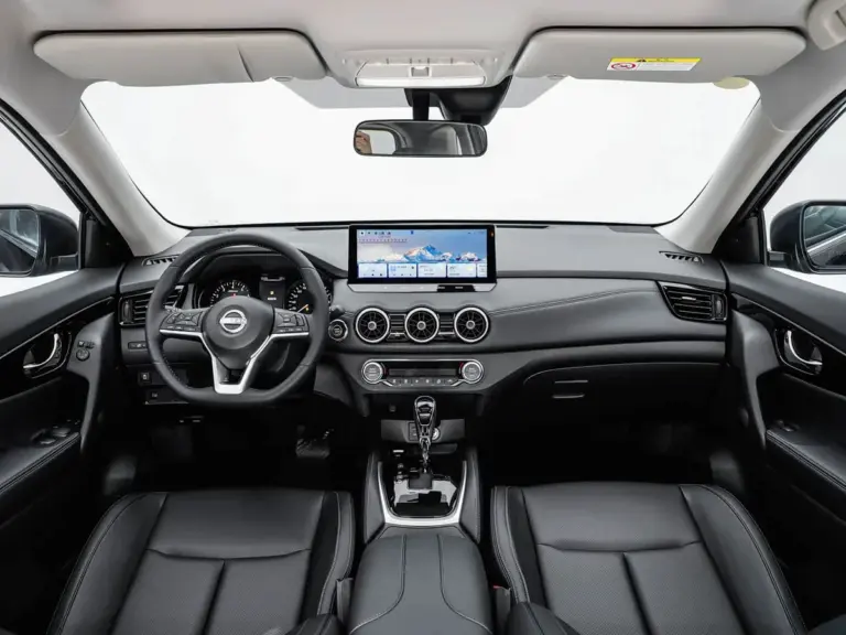 Nissan X-Trail Interior