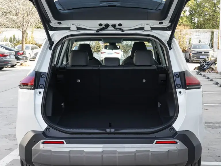 Toyota RAV4 Interior